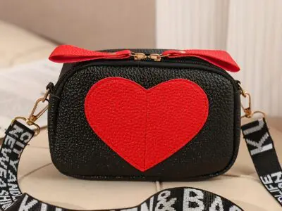 Valentine’s Day Small Square Bag – Lychee Pattern PU Leather with Love Letter Shoulder Strap