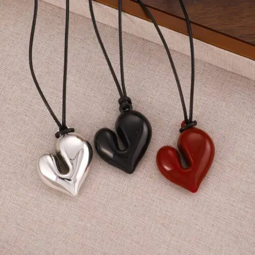 1pc Irregular Love Pendant Necklace – Adjustable Vintage PU Leather Chain, Perfect for Festivals & Gifts