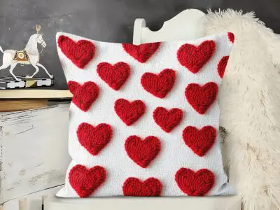 Soft & Cozy 18x18" Throw Pillow Cover - 3D Red Heart Design, Machine Washable, Ideal Valentine’s Day Gift