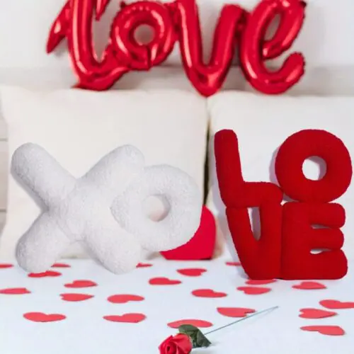 Valentine Sofa Decorative Pillows - LOVE & XO Letter Shapes, Soft Polyester, Perfect for Home and Party Decorations