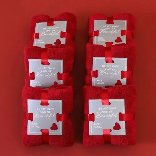 Valentines Day Red Heart Towel - Ultra Absorbent, Soft Polyester, Modern Home Decor & Gift - Image 2