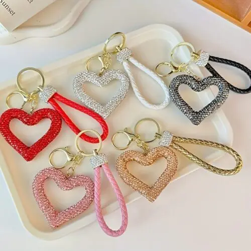 Resin Heart-Shaped Keychain with Rhinestones – Cartoon-Themed Keyring for Women, Christmas Gift