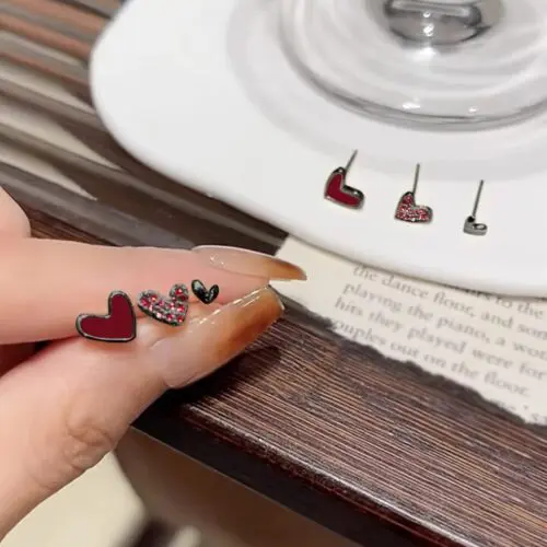 3pcs Chic Heart Stud Earrings Set - Vintage & Minimalist Style, Rhinestone Accents, Zinc Alloy for Daily Wear