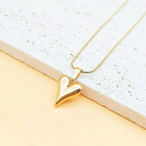 Stainless Steel Three Dimensional Heart Shaped Earring Necklace Set – 18K Gold Plated Jewelry for Women
