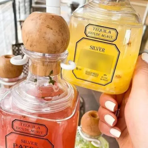 1pc Mini Tequila Bottle – 12.68oz Reusable Acrylic Spirits Container with Cork & Straw, Travel-Size 375ml