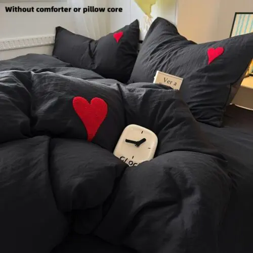 4pcs Modern Solid Color Heart Embroidered Bedding Set – Soft All-Season Polyester, Duvet Cover & Pillowcases