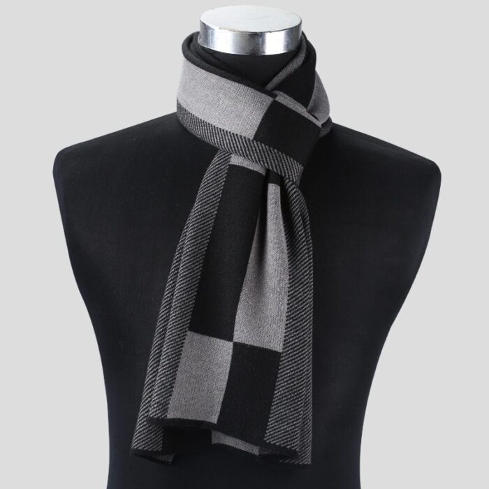Classic Plaid Knitted Men's Scarf