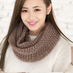 Women’s Padded Warm And Cold-proof Hooded Scarf