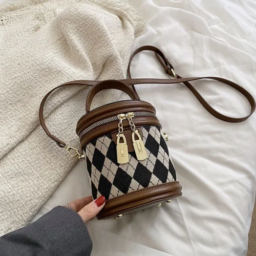 Rhombus Patchwork Bucket Bag - Fashionable Crossbody Cylinder Handbag for Women