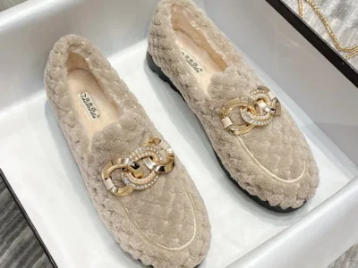 Trendy and Cozy Plush Flat Shoes / Perfect for Outdoor and Office Fashion /Large Sizes Available