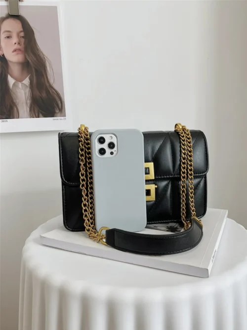 Elevate Your Style with our Embossed Diamond-Shaped Fashion Chain Shoulder Bag