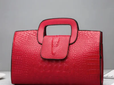 Luxury Alligator Pattern Clutch - Elegant Small Leather Shoulder or Top-Handheld Bag