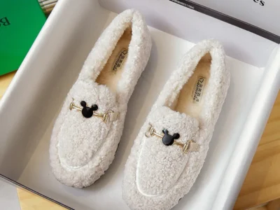 Elevate Your Winter Wardrobe with Plush Cotton Shoes / Stylish, Warm, and Available in Larger Sizes
