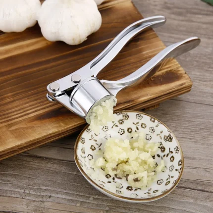 Stainless Steel Garlic Press Crusher: Manual Kitchen Tool for Mincing and Crushing Garlic - Smasher and Squeezer for Cooking
