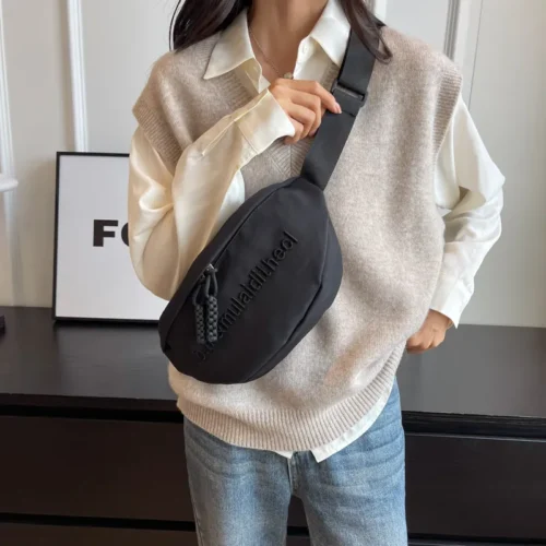 Half-Moon Fanny Packs - Trendy PU Leather Bags for Fashionistas