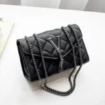 Timeless Elegance: Black Luxury PU Leather Handbags for Women with Plaid Pattern, Tassel, and Quilted Design