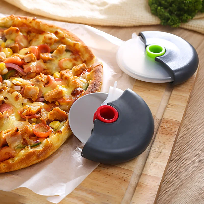 Stainless Steel Round Wheel Cutting Knife for Pizza with Lid - Versatile Roller Dough Slicer Cutter for Pastry and Pizza - Essential Kitchen Baking Accessories