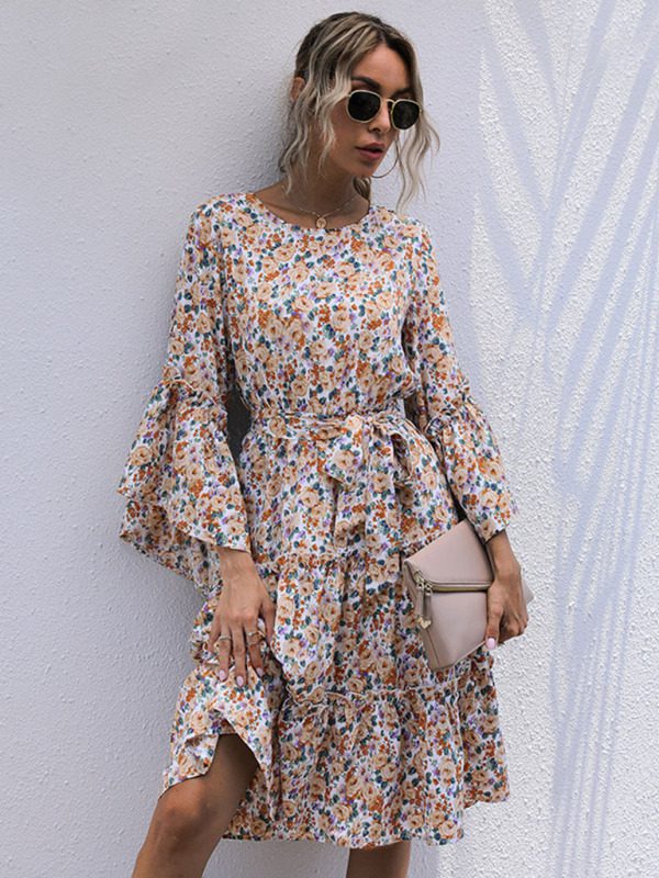 Floral Print Long-Sleeved Dresses for a Stylish Autumn and Winter Look