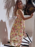 Sleeveless Chiffon Maxi Dress with Elegant Floral Print, Perfect for Vacation Beachwear with a Slit