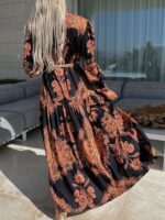Vintage Elegance- Women's Loose Woven Vacation Dress with a Nostalgic Charm