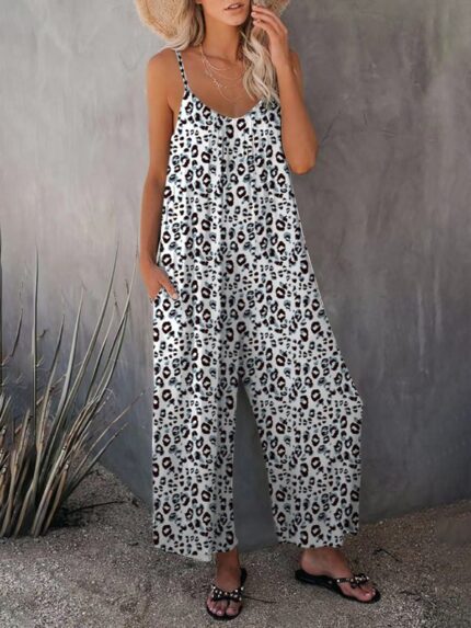 Stylish Sleeveless Leopard Print Suspender Jumpsuit with Convenient Pockets