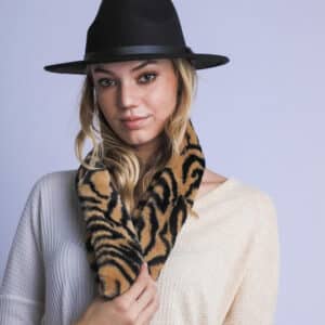 Stylish Zebra Print Faux Fur Scarf- Elevate Your Look with Animal-Inspired Elegance