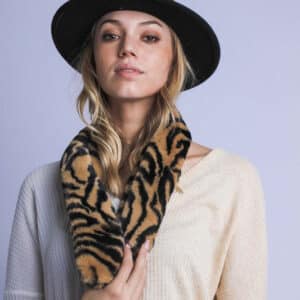 Stylish Zebra Print Faux Fur Scarf- Elevate Your Look with Animal-Inspired Elegance