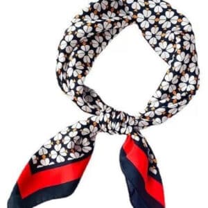 Lucky Four-Petal Clover Scarf-Elevate Your Style with Charm and Elegance