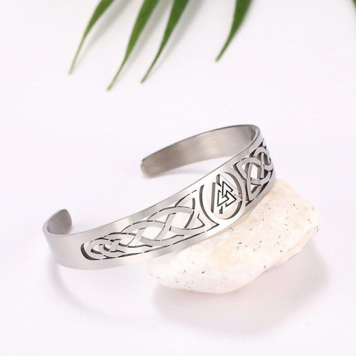 Handcrafted Stainless Steel Valknut Symbol and Celtic Design Bracelet- Norse Heritage Meets Celtic Craftsmanship