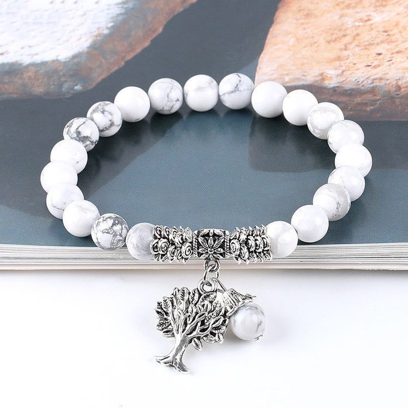 Frosted White Pine Bead Bracelet- Vintage Elegance with Natural Beauty