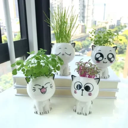 Ceramic Flowerpot: Mini Cat-Shaped Cartoon Cute Potted Plant. Perfect Desktop Potted Expression Cat Plant Pot for Desk Decoration