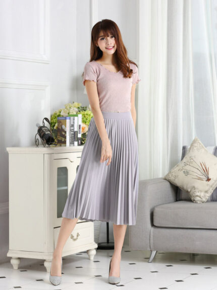 Chic and Versatile Mid-Length A-Line Skirt