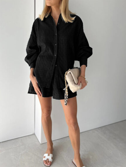 Sophisticated Jacquard Set / Puff Sleeve Top and Casual Shorts