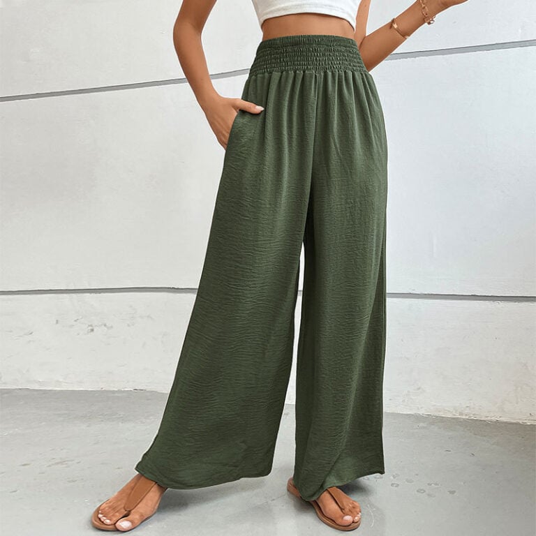 Flared Wide-Leg Pants in a Solid Color