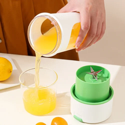 Portable Blender for Sports and Travel - USB Electric Juicer Cup for Shakes