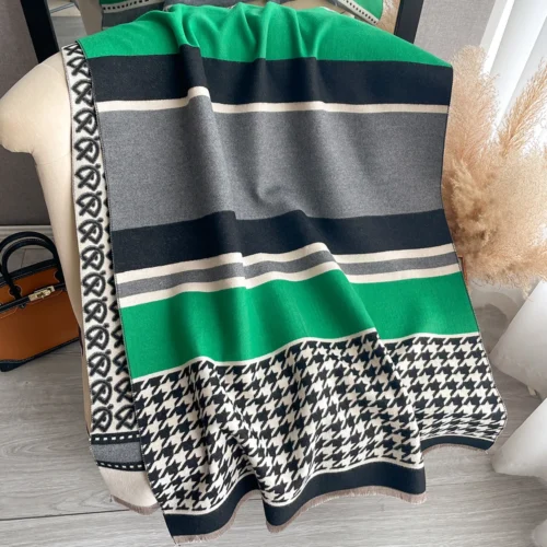Double-Sided Soft Scarf for Women – Cozy Winter Fashion Accessory