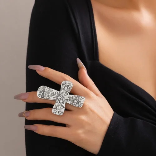 Chic Large Double Hearts Ring – Trendy Statement Jewelry for Women