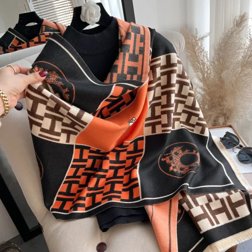 Elegant Luxury Warm Pashmina Scarf for Women – Stylish Winter Accessory
