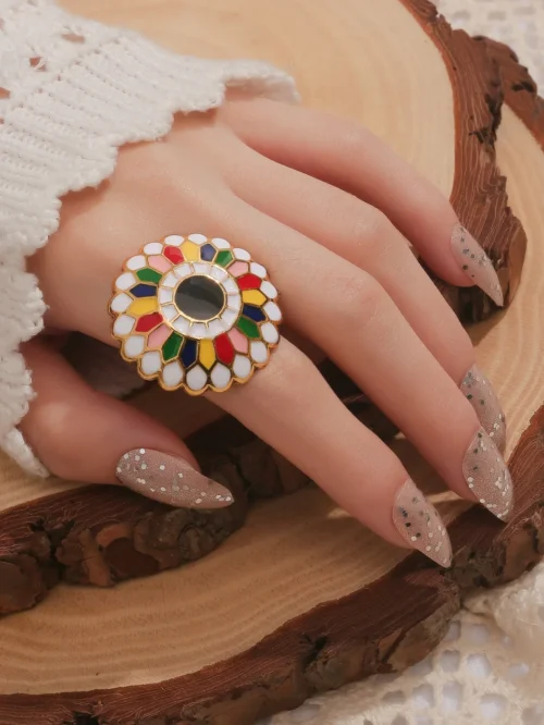 Luxury Crystal Flower Rings for Women - Vintage Statement Jewelry for Weddings and Gifts