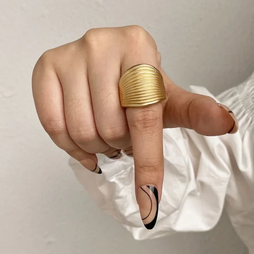 Bold Elastic Rope Adjustable Rings – Irregular Geometric Matte Gold Chunky Jewelry for Women and Men