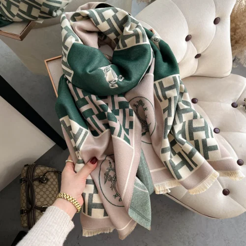 Elegant Luxury Warm Pashmina Scarf for Women – Stylish Winter Accessory