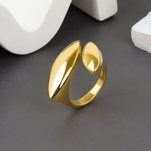 Stunning Fashion Designer Water Drop Ring – Gold & Silver Luxury Jewelry for Women