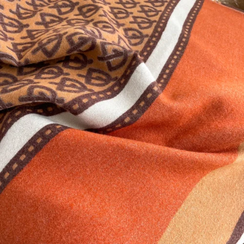 Double-Sided Soft Scarf for Women – Cozy Winter Fashion Accessory