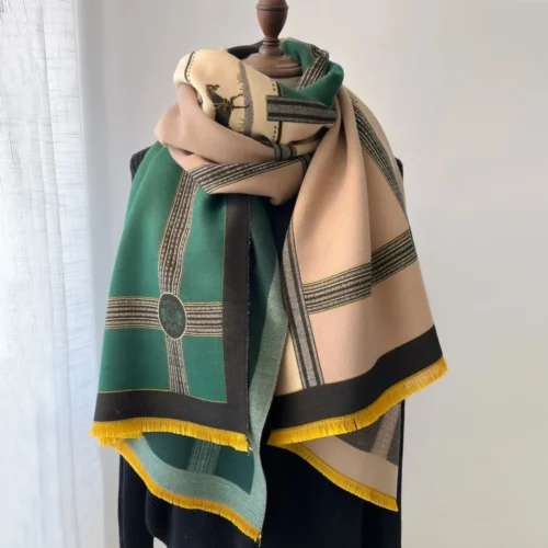 Premium Warm Scarf for Women – Stylish & Fashionable Accessory