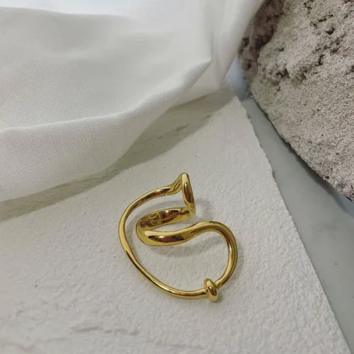 Stunning 925 Sterling Silver Mobius Ring – Twist Design Stackable Jewelry for Unisex