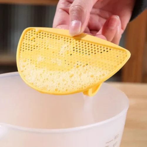 1L Baking Whisk Measuring Cup – Large Capacity Plastic Mixing Bowl with Scale