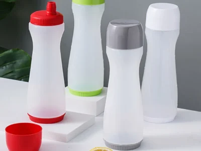 Hand-Cranked Pancake Batter Dispenser - Mixing Bottle for Cupcakes, Pancakes, and Crepes