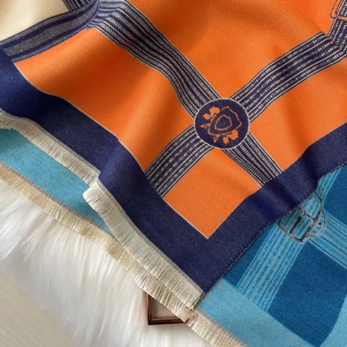 Premium Warm Scarf for Women – Stylish & Fashionable Accessory