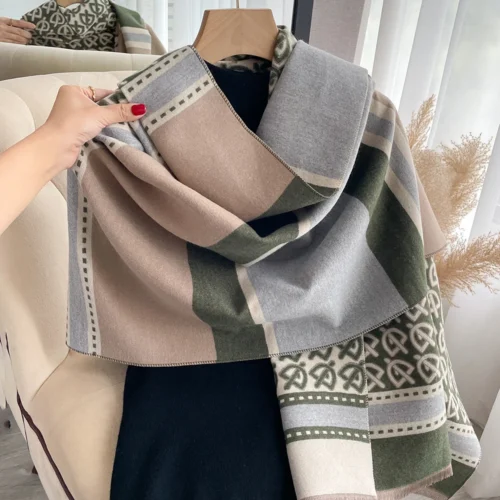 Double-Sided Soft Scarf for Women – Cozy Winter Fashion Accessory
