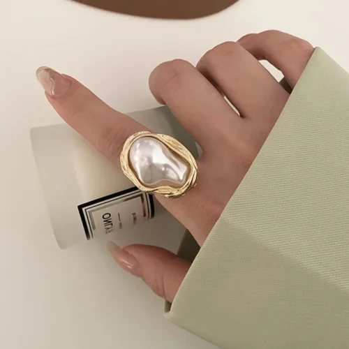 Stunning Fashion Designer Water Drop Ring – Gold & Silver Luxury Jewelry for Women